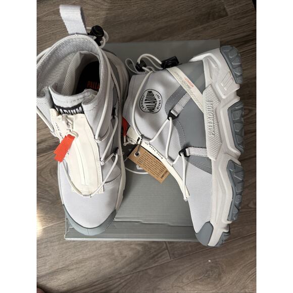 Palladium L\'Originale Unisex Off Grid Waterproof Boots M-5, W-6.5 Gray main image 5